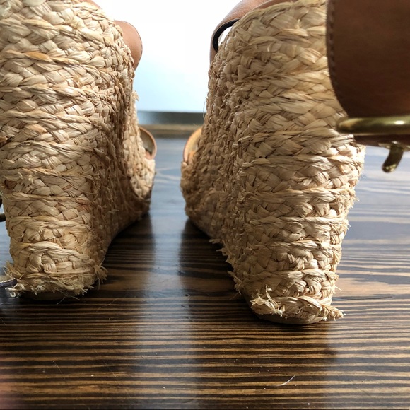 EUC Coach wedge sandal 8.5 - Picture 3 of 4